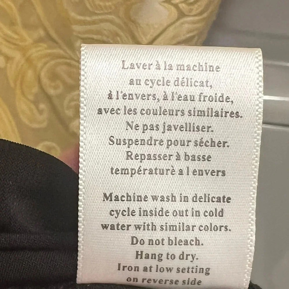 Colori black top with mesh, size large (L) features a cute gem zipper - Picture 8 of 8